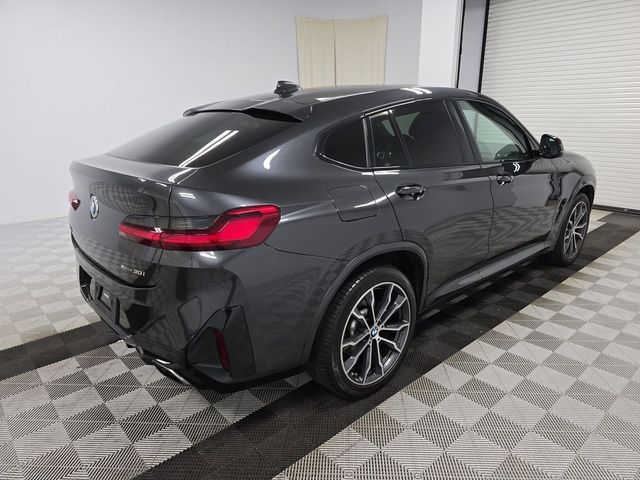 2022 BMW X4 xDrive30i