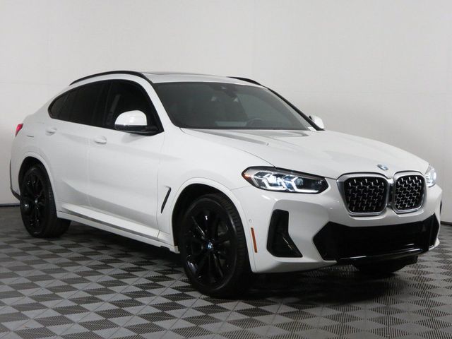 2022 BMW X4 xDrive30i