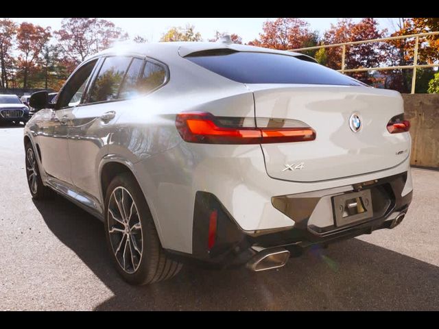 2022 BMW X4 xDrive30i