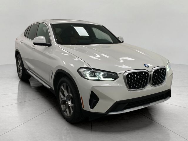 2022 BMW X4 xDrive30i