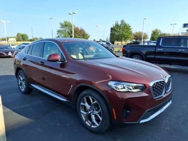 2022 BMW X4 xDrive30i