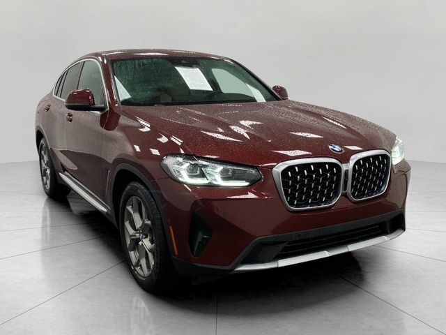 2022 BMW X4 xDrive30i