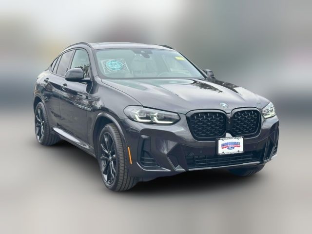 2022 BMW X4 xDrive30i