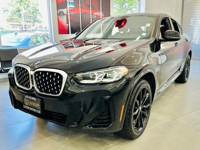 2022 BMW X4 xDrive30i