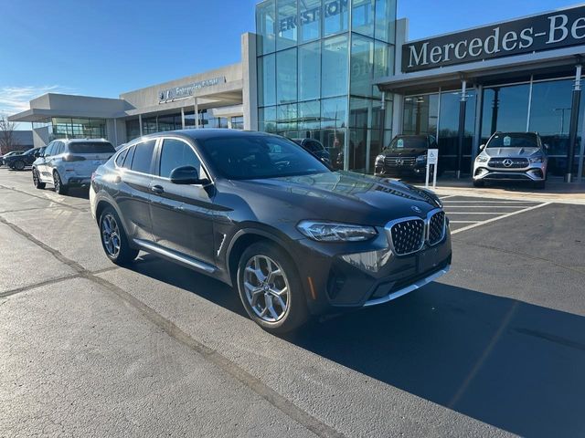 2022 BMW X4 xDrive30i