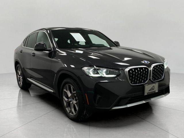 2022 BMW X4 xDrive30i