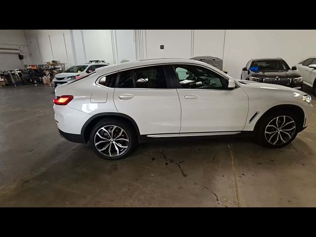 2022 BMW X4 xDrive30i