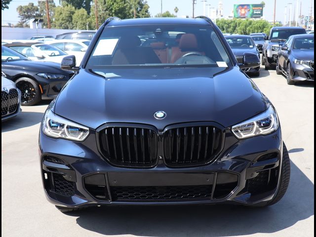 2022 BMW X5 M50i