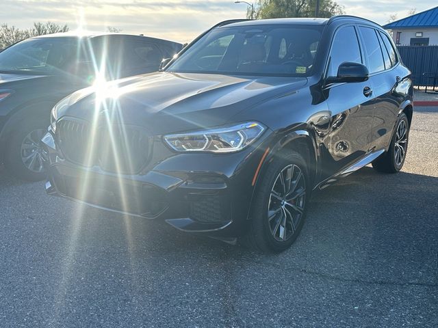 2022 BMW X5 M50i