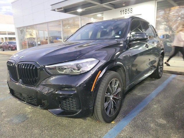 2022 BMW X5 M50i