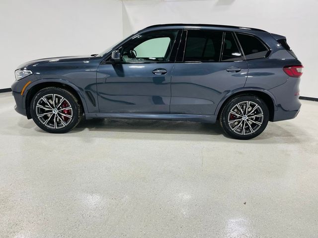 2022 BMW X5 M50i