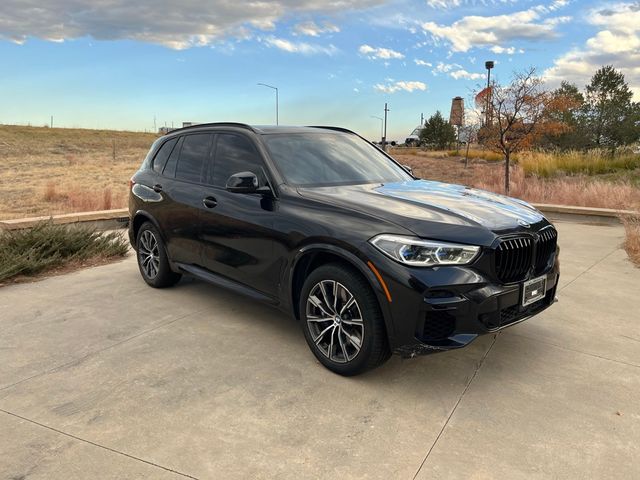 2022 BMW X5 M50i