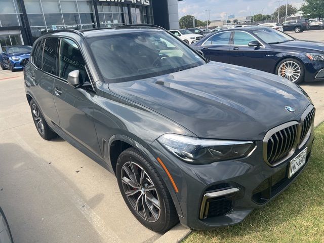 2022 BMW X5 M50i