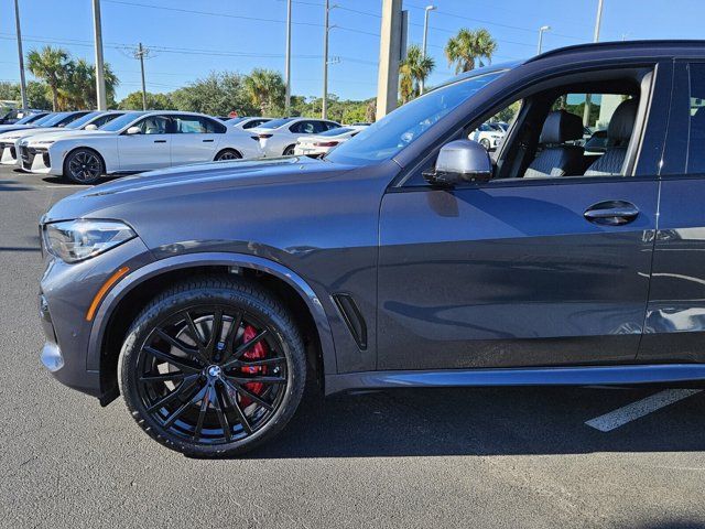 2022 BMW X5 M50i