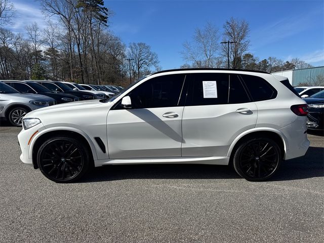 2022 BMW X5 M50i