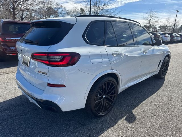 2022 BMW X5 M50i