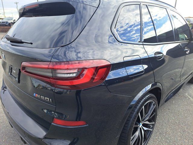 2022 BMW X5 M50i