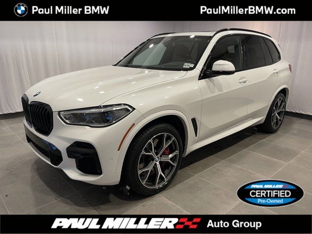 2022 BMW X5 M50i