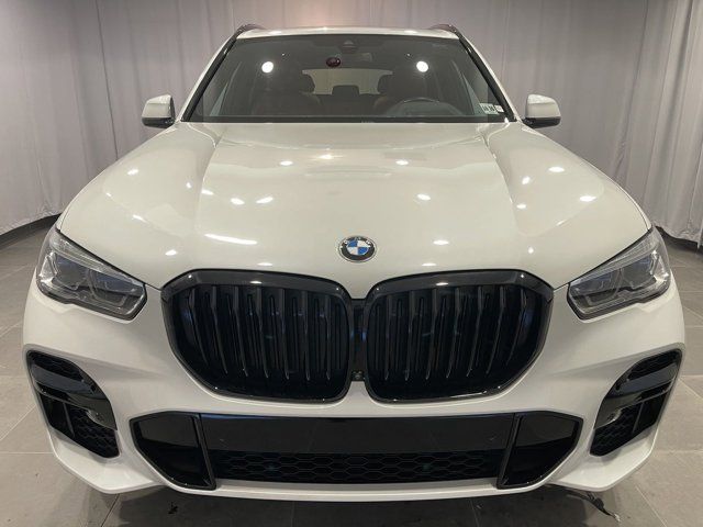 2022 BMW X5 M50i