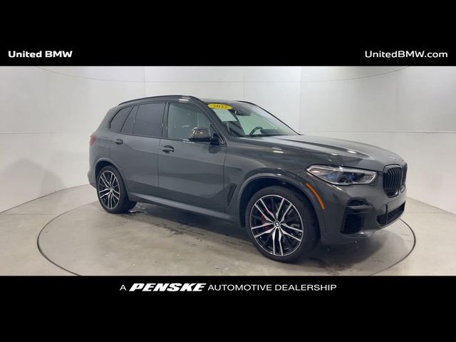 2022 BMW X5 M50i