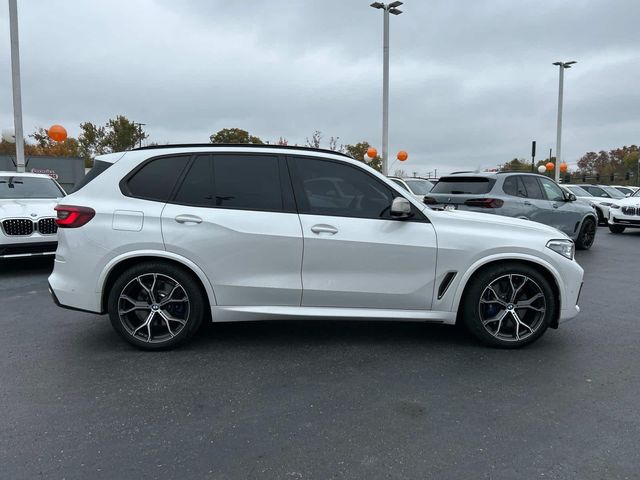 2022 BMW X5 M50i