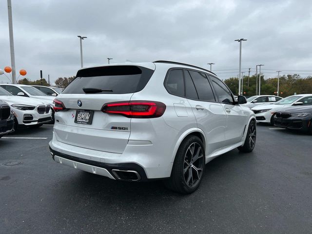 2022 BMW X5 M50i