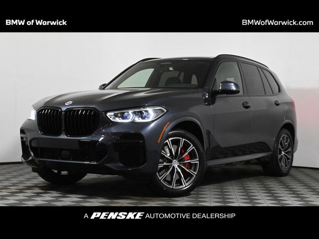 2022 BMW X5 M50i