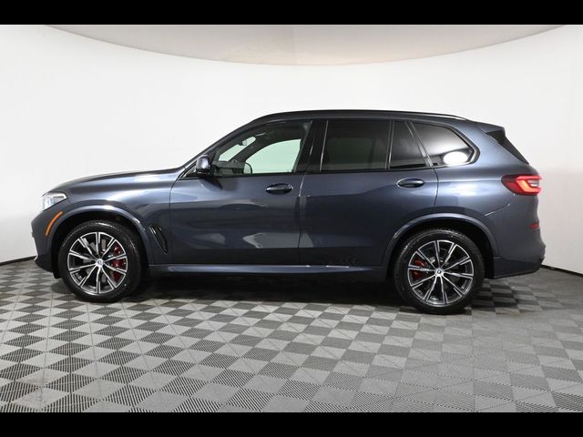 2022 BMW X5 M50i