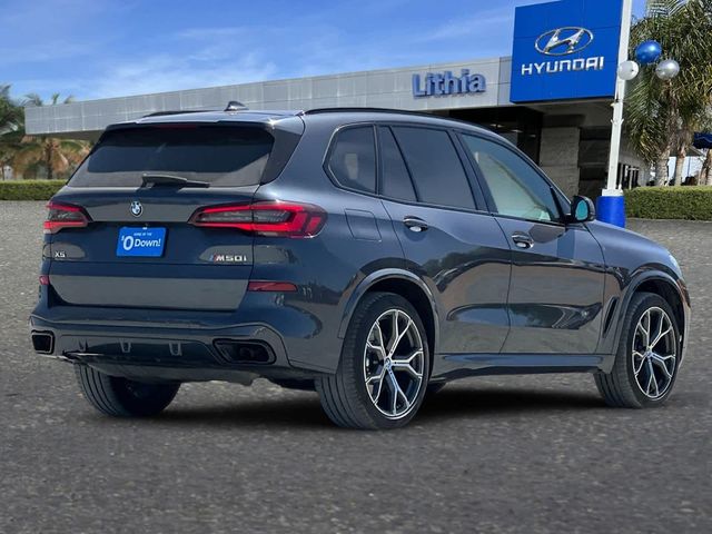 2022 BMW X5 M50i