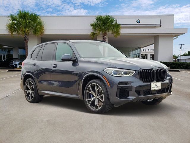 2022 BMW X5 M50i