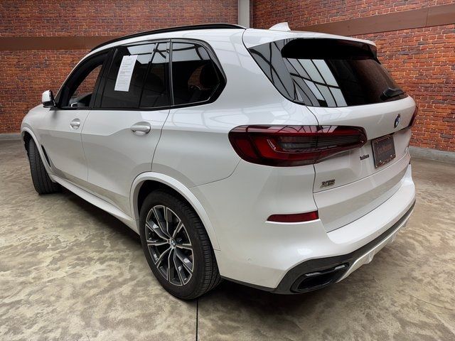 2022 BMW X5 M50i