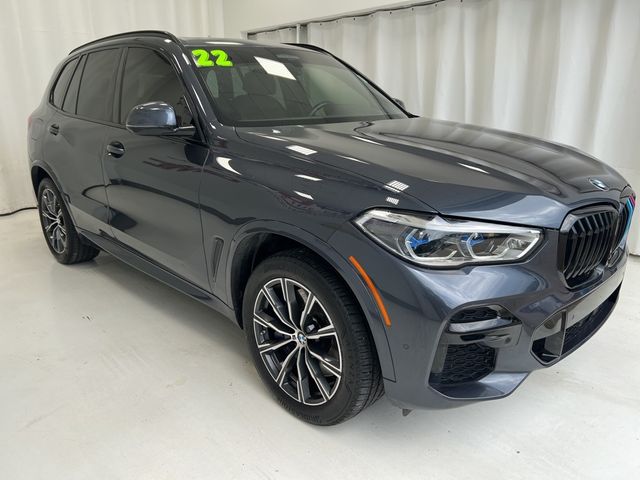 2022 BMW X5 M50i