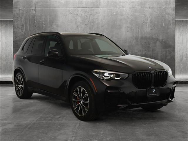 2022 BMW X5 M50i