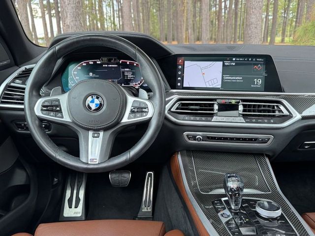 2022 BMW X5 M50i