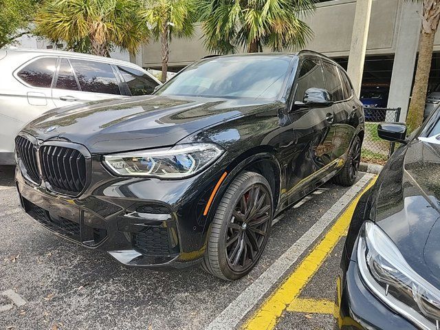 2022 BMW X5 M50i