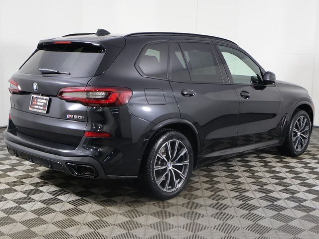 2022 BMW X5 M50i