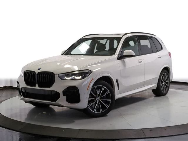 2022 BMW X5 M50i