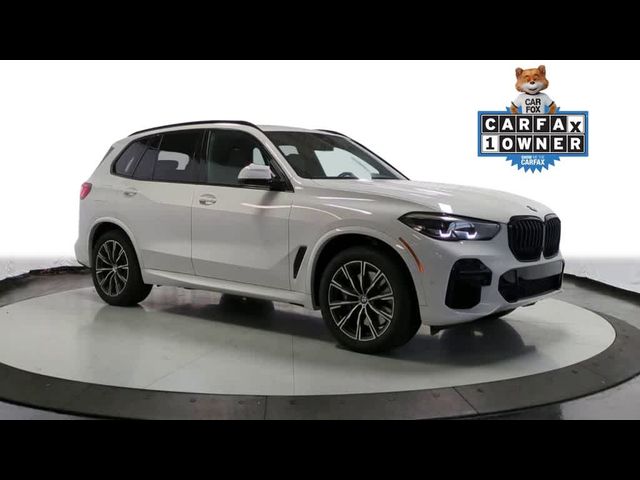 2022 BMW X5 M50i