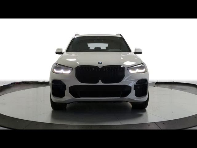 2022 BMW X5 M50i