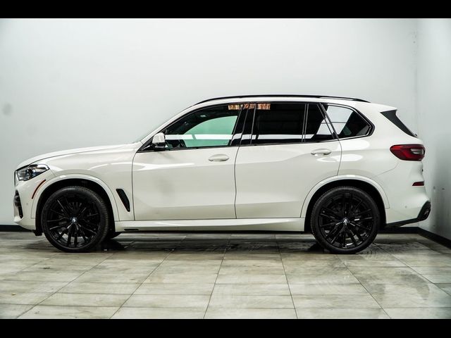 2022 BMW X5 M50i