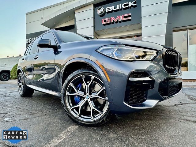 2022 BMW X5 M50i