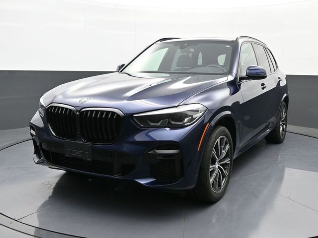 2022 BMW X5 M50i