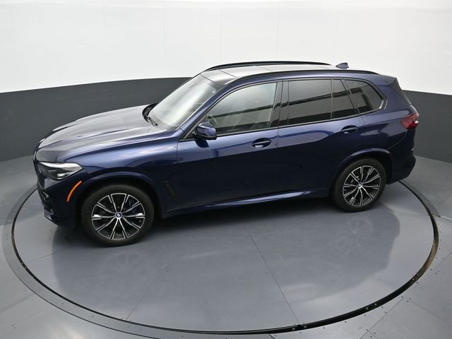 2022 BMW X5 M50i
