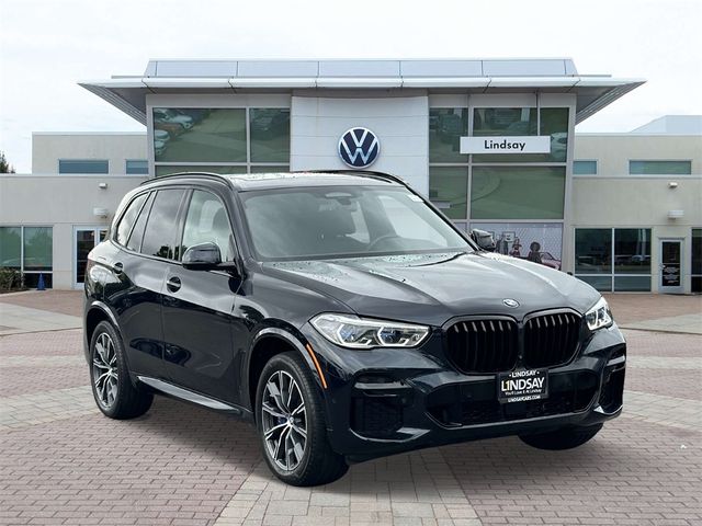 2022 BMW X5 M50i