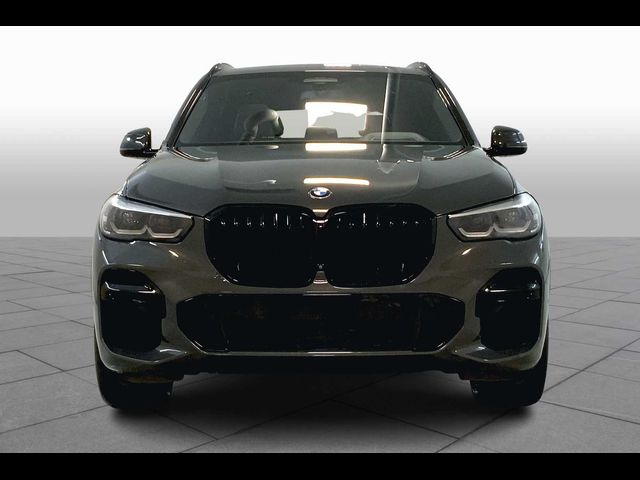 2022 BMW X5 M50i