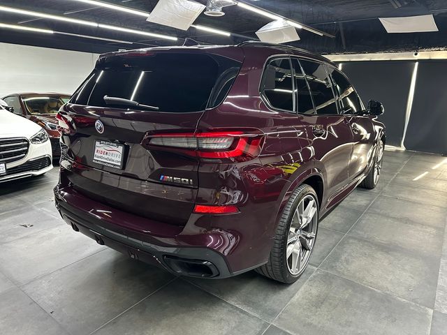 2022 BMW X5 M50i