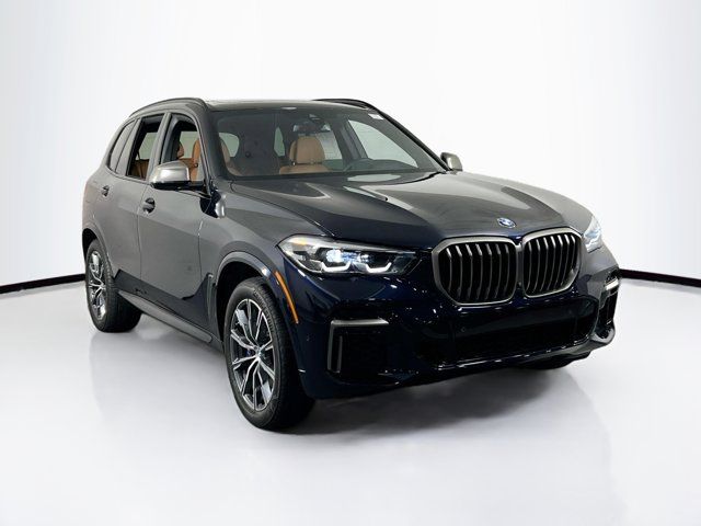 2022 BMW X5 M50i