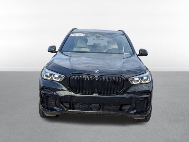 2022 BMW X5 M50i