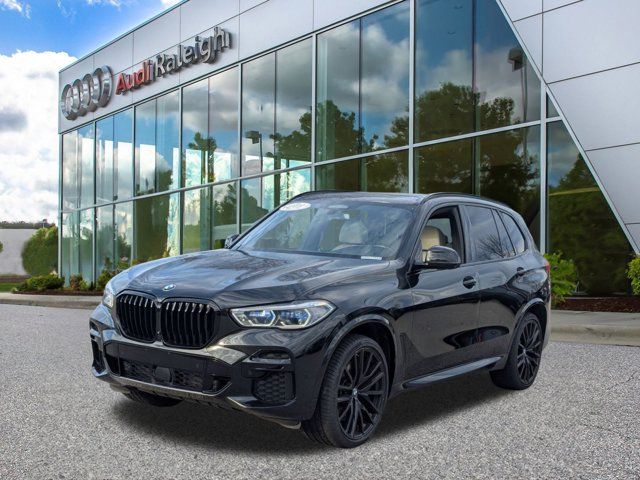 2022 BMW X5 M50i