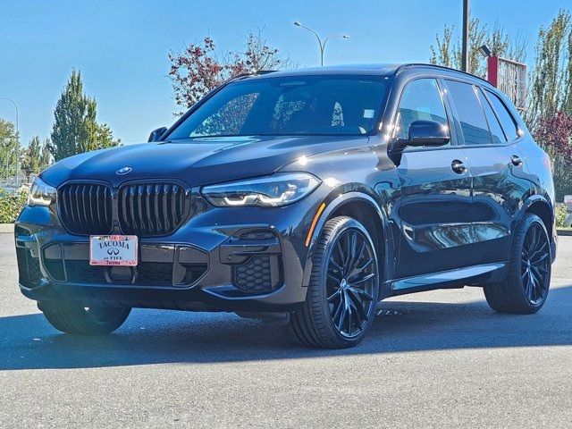 2022 BMW X5 M50i